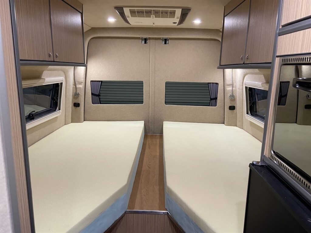 Mercedes Sprinter L4 Full Conversion
